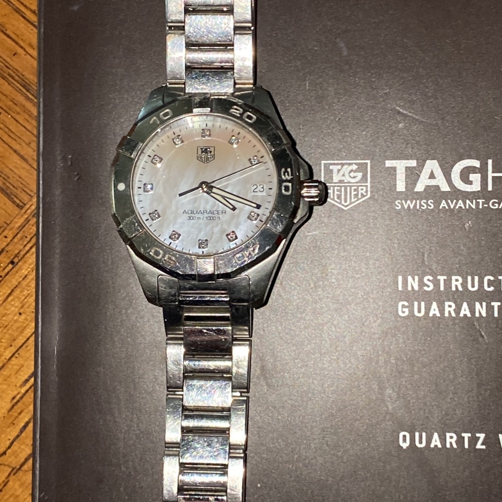 Tag Hueur Aqua Racer, ladies watch with mother of pearl and diamonds